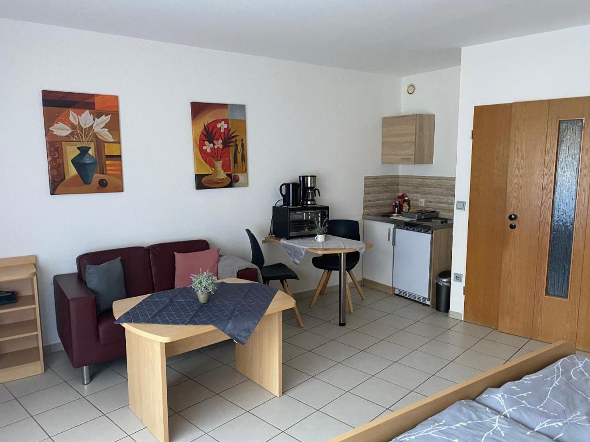 Appartement Am Sonnenhang Erdgeschoss บัดโรเทนเฟลเดอ ภายนอก รูปภาพ